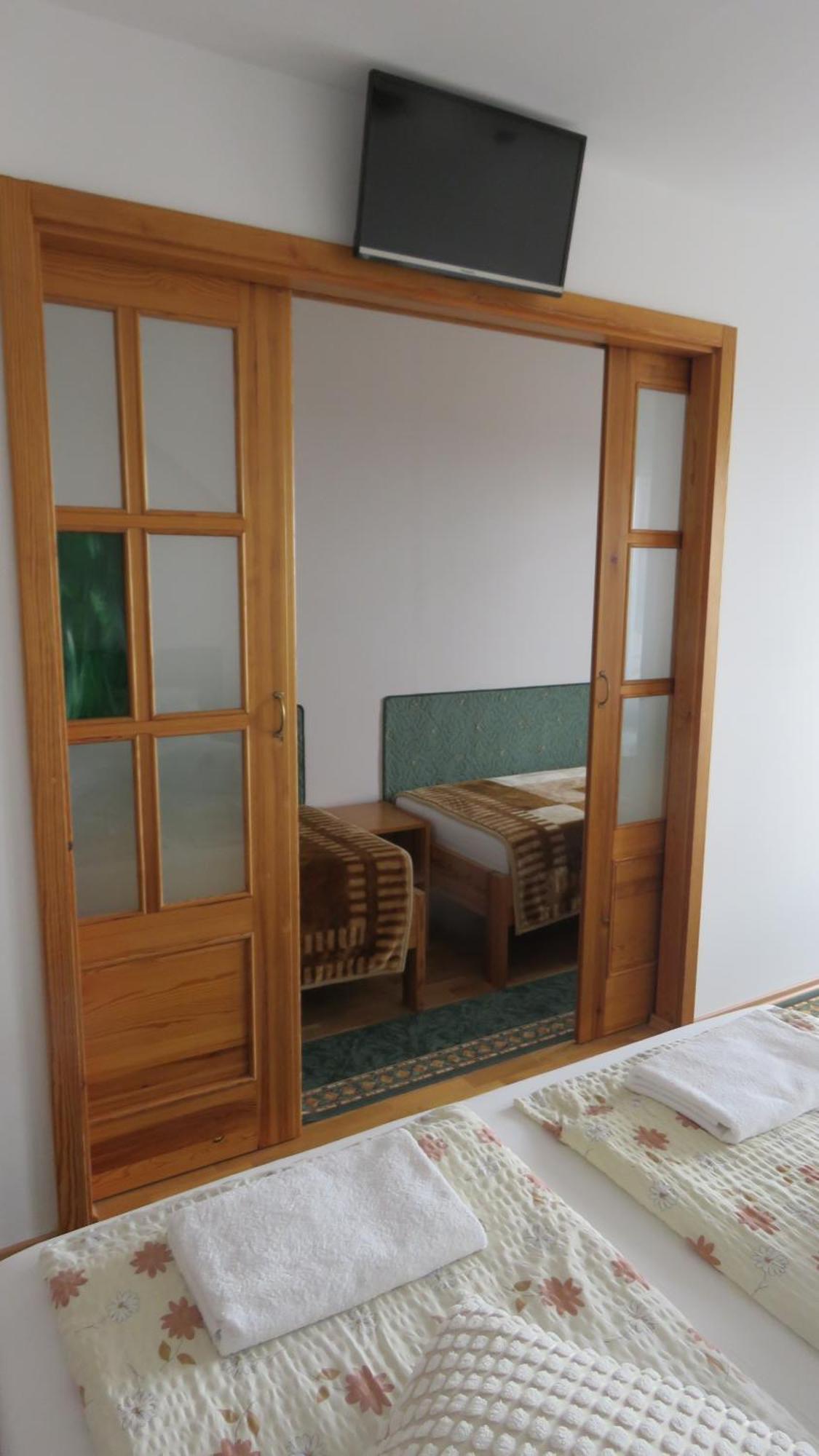 Prima Porta Vendeghaz Ξενοδοχείο Balatonalmádi Εξωτερικό φωτογραφία